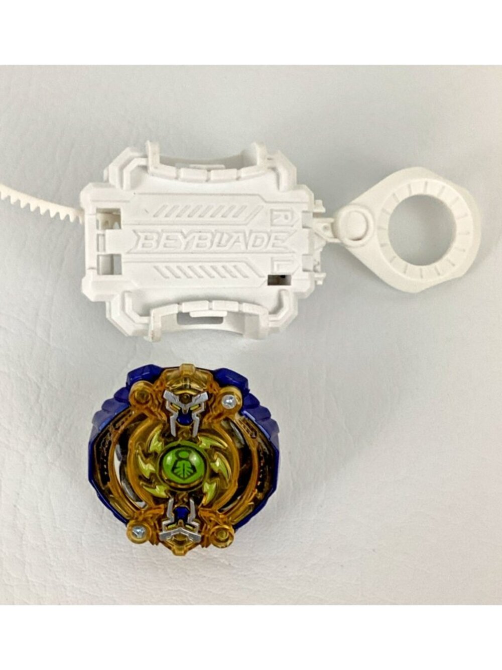 Hasbro Beyblade Burst Turbo Slingshock Lightning-X Istros Top Launcher Complete - Picture 1 of 11
